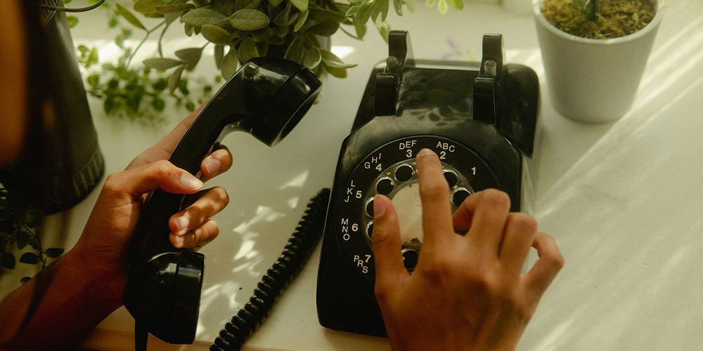 Comment trouver le propriétaire d'un numéro de téléphone gratuitement ?